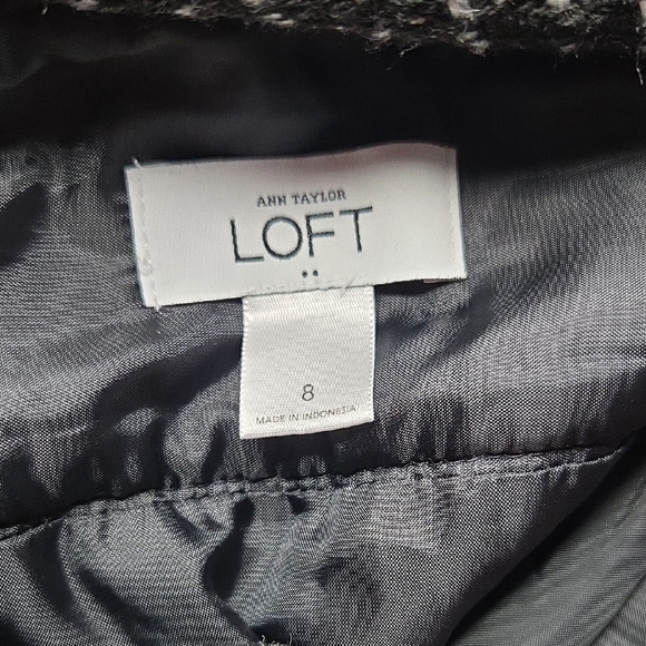 LOFT Black and White Tweed Mini Skirt Size 8 - Picture 4 of 5